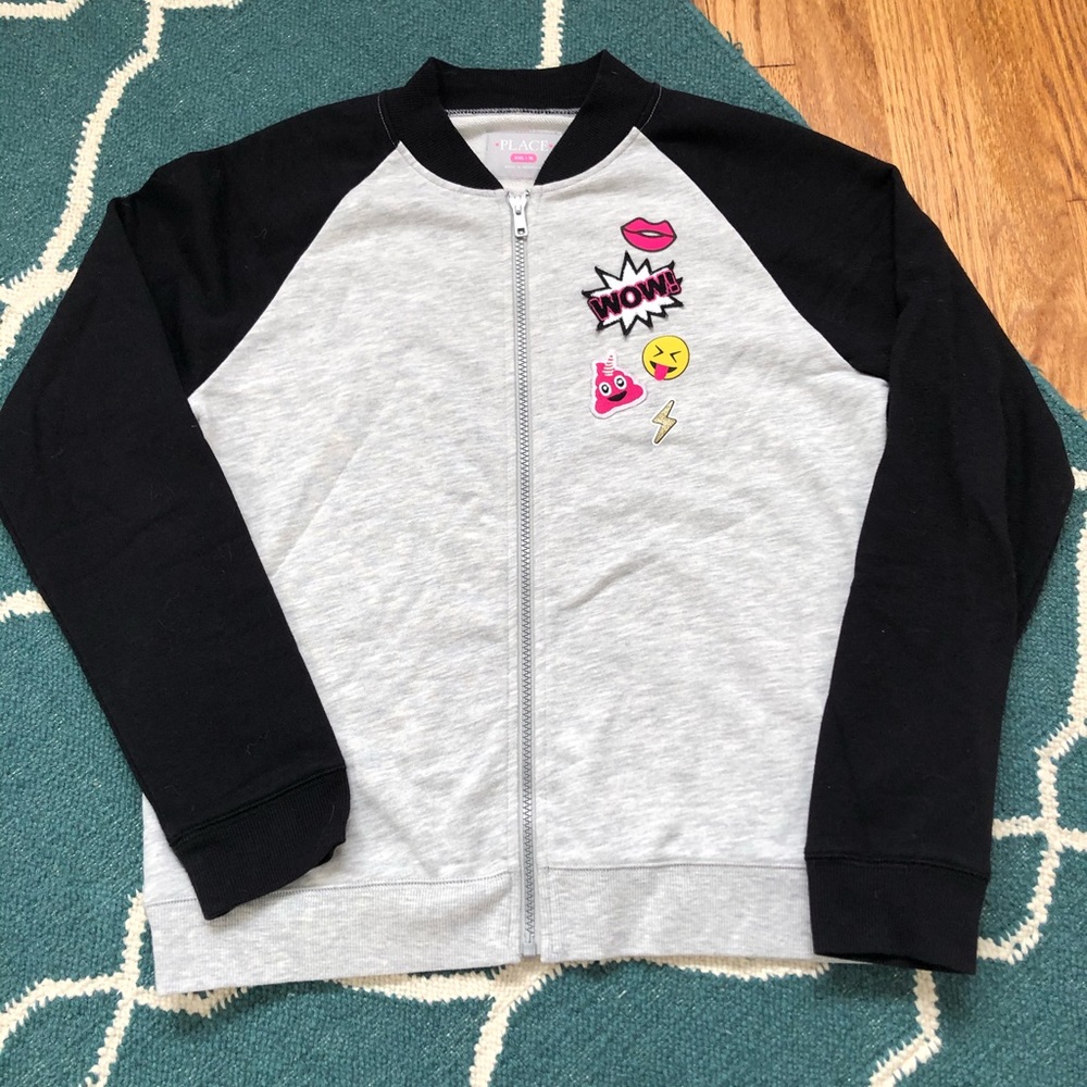 Sweatshirt jogger bomber jacket w emoji patches